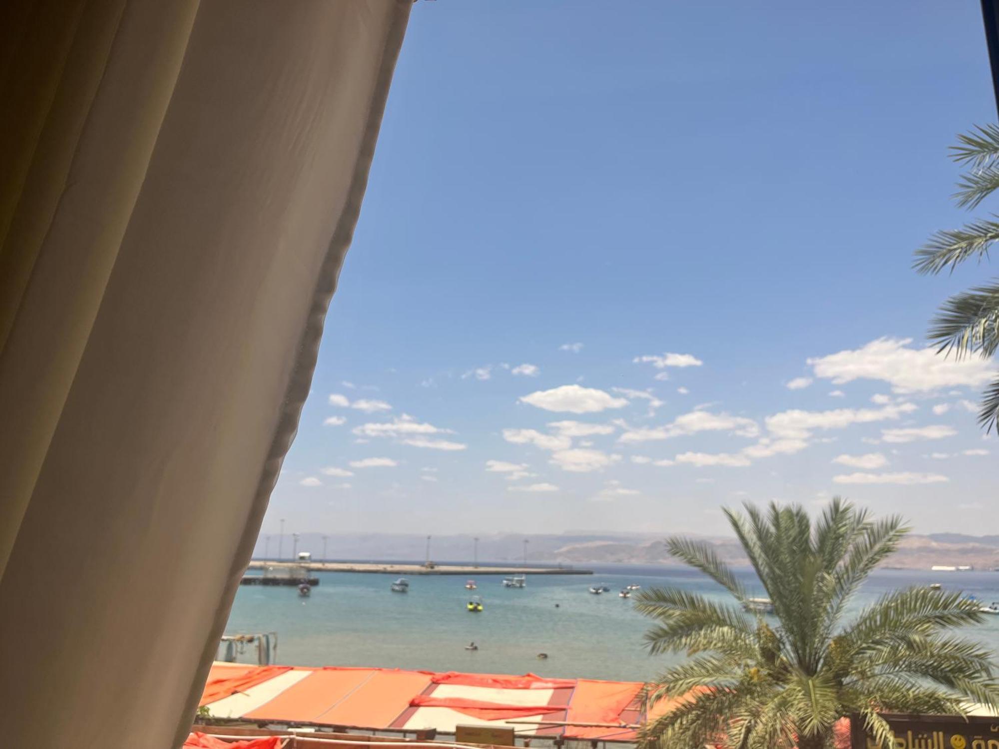 Al-Amer Chalets Akaba Exterior foto